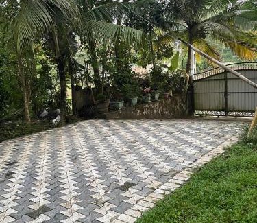 Kamburugamuwa Appartement | Bright Stay