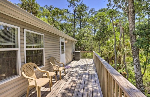 Steinhatchee Maison | Bright Steinhatchee Home Proximity to Ocean!