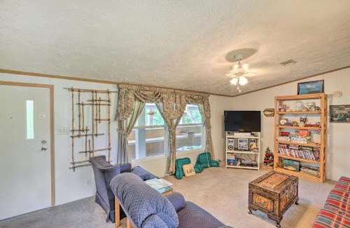 Steinhatchee Maison | Bright Steinhatchee Home Proximity to Ocean!