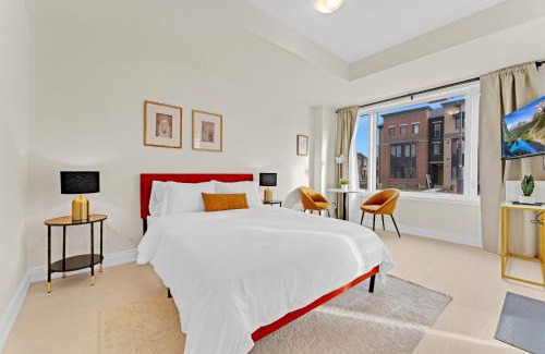 Oakville Appartement | Bright & Stylish Modern Townhome in Oakville!
