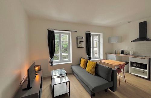La Gare Appartement | Bright T2 near train station