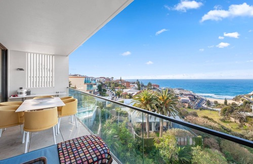 Tamarama Appartement | Bright Tamarama 2-Bed with Balcony Water View