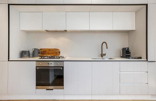 Windsor Appartement | Bright Terrace Unit Next to Chapel St Dining