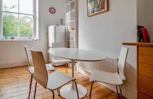 Belsize Park Appartement | Bright Two Bedroom Apartment Near Vibrant Camden Town