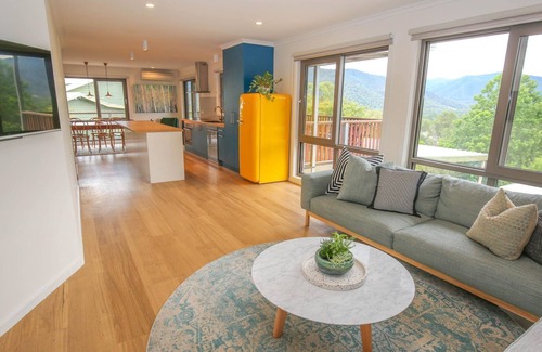 Bright Maison | BRIGHT VIEWS: Bright
