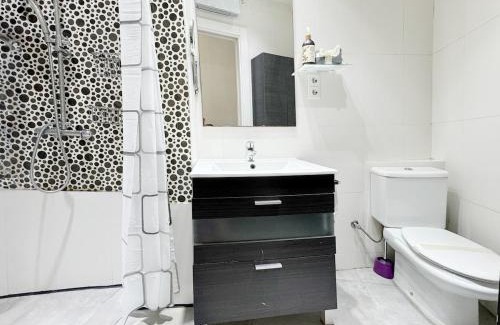 Bellas Vistas Appartement | Bright, with a patio and a good area