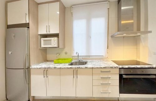 Bellas Vistas Appartement | Bright, with a patio and a good area
