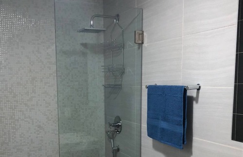 Brighton Beach Appartement | Brighton Beach Entire Modern Apartment