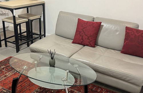 Brighton Beach Appartement | Brighton Beach Entire Modern Apartment