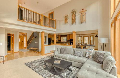 Welches Maison | Brightside Retreat by Salmon River - Family Friendly Spacious Peaceful Deck