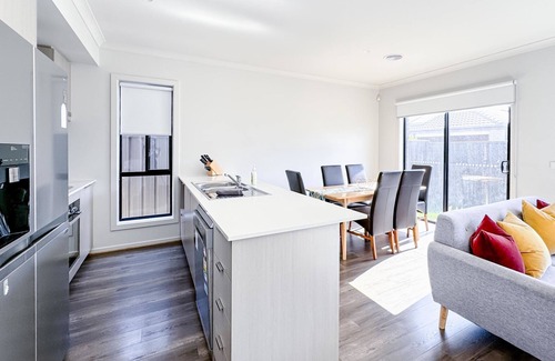 Berwick Maison | Brilliant Berwick 3B Home Garage*WiFi*Near Parks