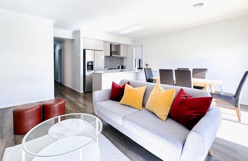 Berwick Maison | Brilliant Berwick 3B Home Garage*WiFi*Near Parks
