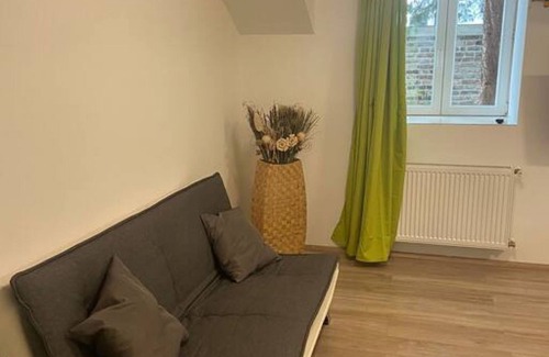 Stuwerviertel Appartement | Brilliant Souterrain Apt. - Prater Amuesement Park