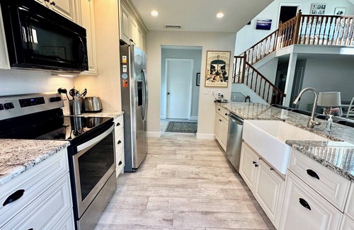 Del Sega Copropriété | Annulation de mars 2020! Réservez maintenant et profitez de la vie au bord de l'eau dans ce favori des vacances à Sanibel-Captiva. Apportez votre bateau!