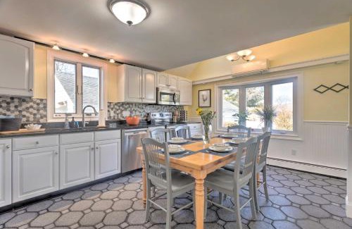 Bristol Maison | Bristol Home with Pool about 3 Mi to Dtwn and Beach!