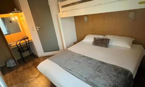Lescar Hôtel | Brit Hotel Essentiel Pau Lescar