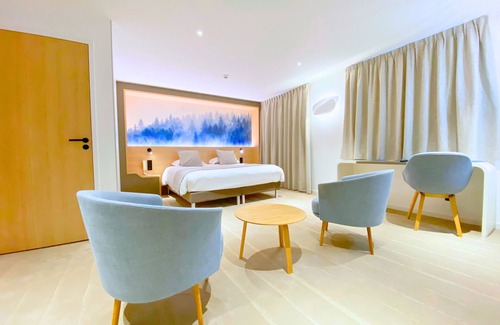 Lecousse Hôtel | Brit Hotel Piscine & Spa - Fougères