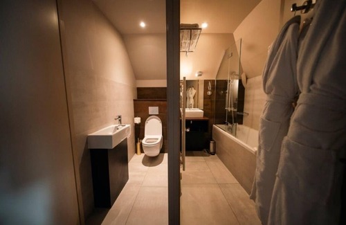 Lisieux Hôtel | BRIT HOTEL PRIVILEGE LISIEUX – La Villa des Arts