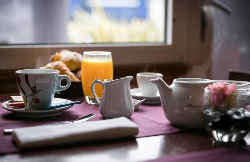 La Poterie Hôtel | Brit Hotel Rennes Le Castel