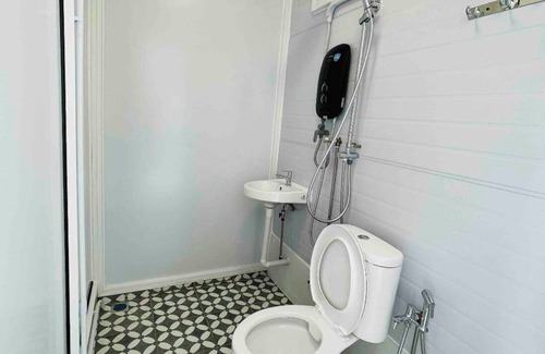 George Town Cottage | British Granny's Cottage in Georgetown n