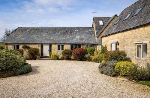 Condicote Maison | Broadway House, 7 Bedroom, 6 Baths