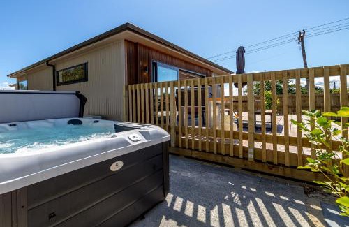 Martinborough Maison | Broadway On New York