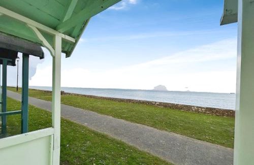 Nettlestone Maison | Broadways Pondwell