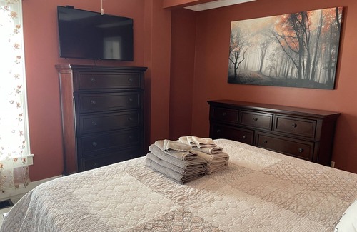 West Oneonta Maison | Brockway's Homestead - Recent renovation, game room, near All Star Village