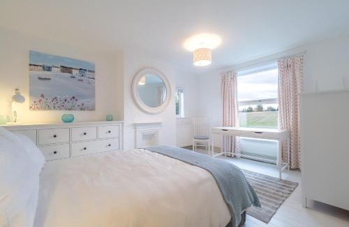 Sharrington Maison | Brook House