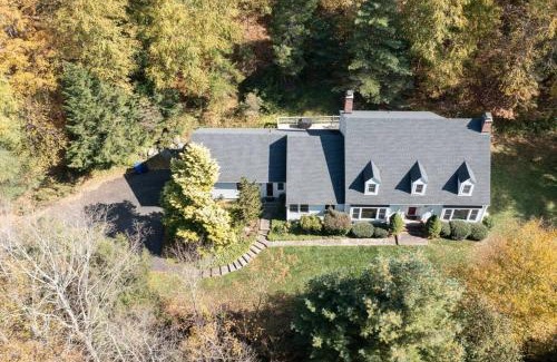 Brookfield Maison | Brookfield Lakeside Oasis