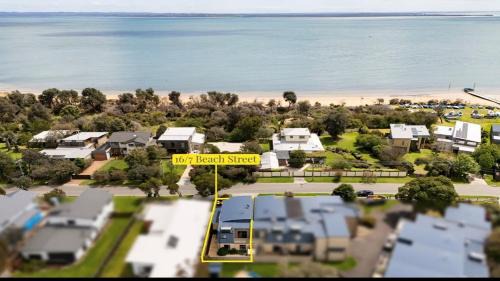 Cowes Maison | Brooklya by the Beach