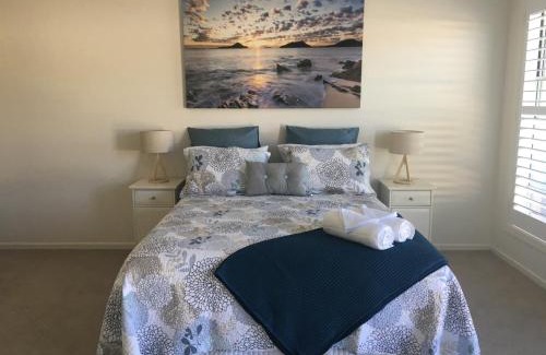 Corlette Maison | Broughton Views