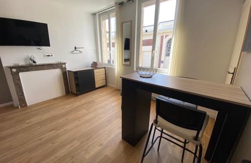Louviers Appartement | Brown Cosy Loft Centre