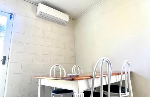 Browns Bay Hôtel | Browns Bay Olive Tree - Pet Friendly Family Apartment