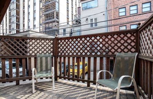Gold Coast Appartement | Brownstone, 2 entire units Gold Coast