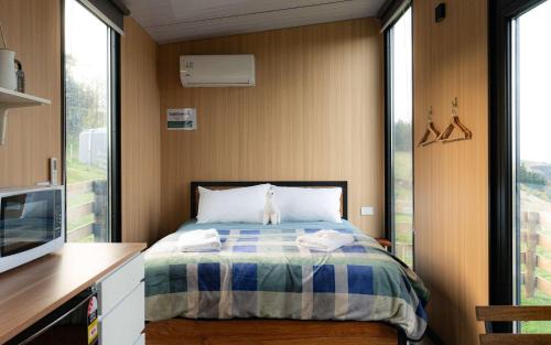 Surat Bay Maison | Bruce Farm Alpaca Cabin 3 by Tiny Away