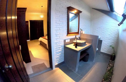 Selong Belanak Hôtel | Bruga Villas Restaurant and Spa