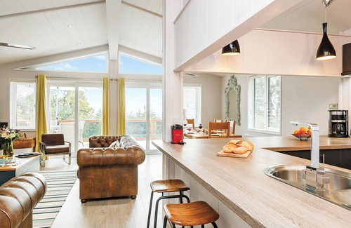 Cheddar Chalet De Ski | Brunel Premier Elegance Lodge 2