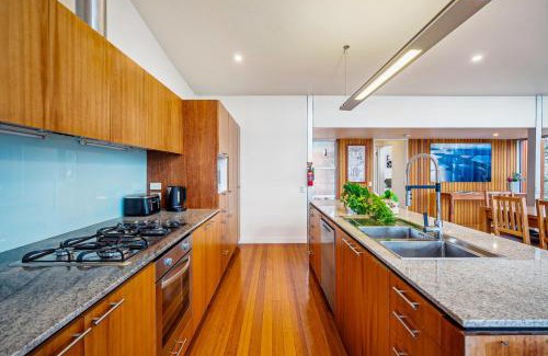 South Bruny Maison | Bruny Bay House