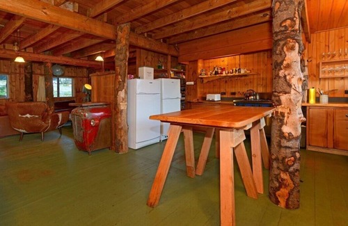 South Bruny Maison | Bruny Island Lodge ~ Rustic timber chalet!