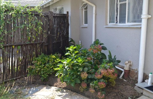 Greater Johannesburg Metropolitan Area Appartement | Bryanston Elgin - Cottage 5