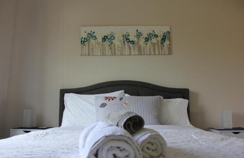 Moruya Maison | Bryn Glas Farm Stay