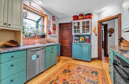 Bryn Mawr Maison | Bryn Mawr Timeless Oasis