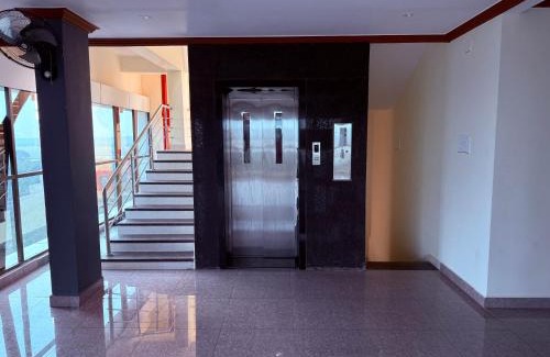 Eluru Hôtel | BSR plaza