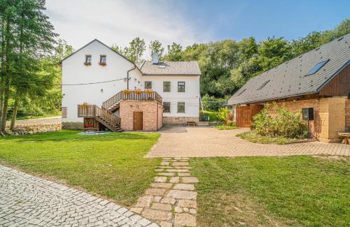 Dolni Bousov Maison | Buškovský mlýn 1580