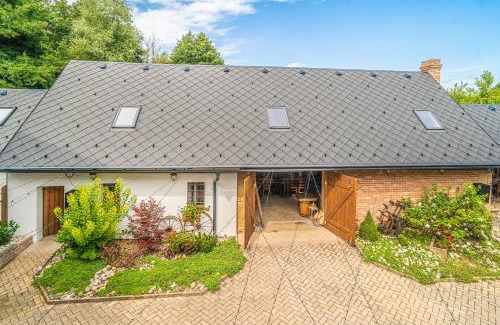 Dolni Bousov Maison | Buškovský mlýn 1580