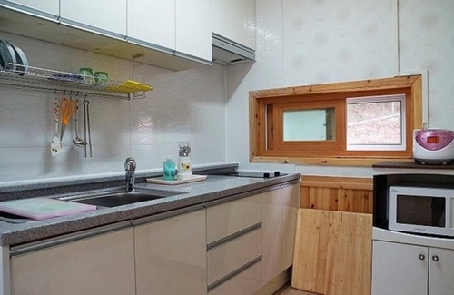Byeonsan Maison | Buan Mul Love Pension