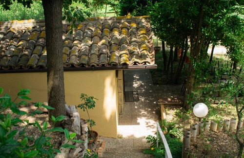 Castel Colonna Appartement | BUBO - Among the plants just a stone's throw from the pool