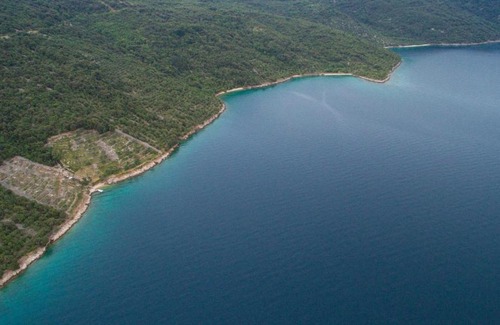 Cres Maison | BUC-Vila Nada