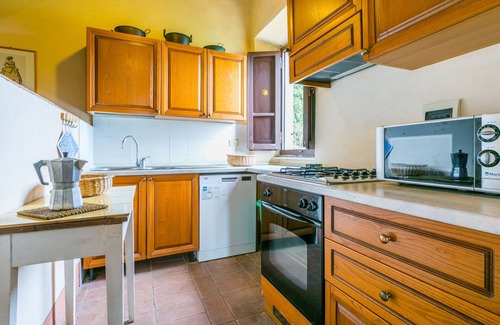 Pergine Valdarno Maison | Buca dei Merli by Interhome